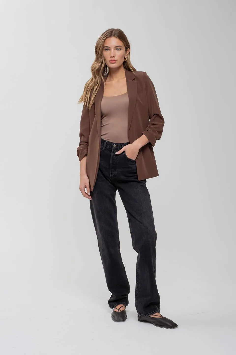 3/4 RUCHED SLEEVE BLAZER