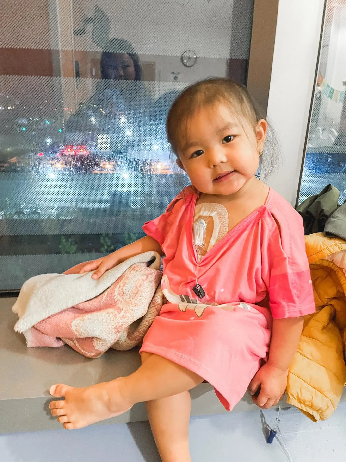 Help Spread Smiles and Hope To Children's Hospital Around the Nation with Lola