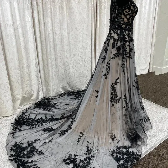 Leaf Applique/ Tulle Weddding Gown All Sizes/Colors
