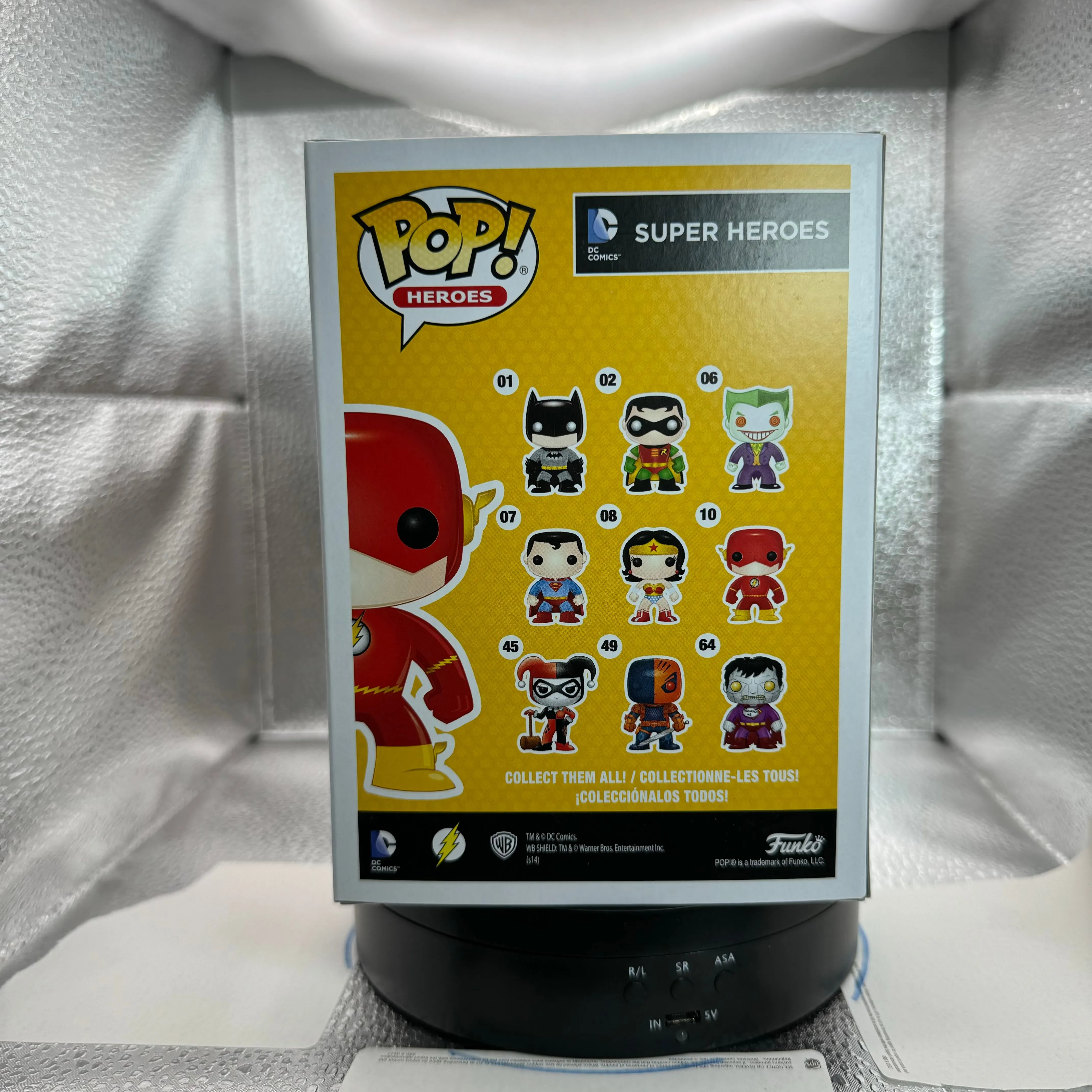 POP Heroes: The Flash -  The Flash Metallic Chase (1:36 Original Ratio)