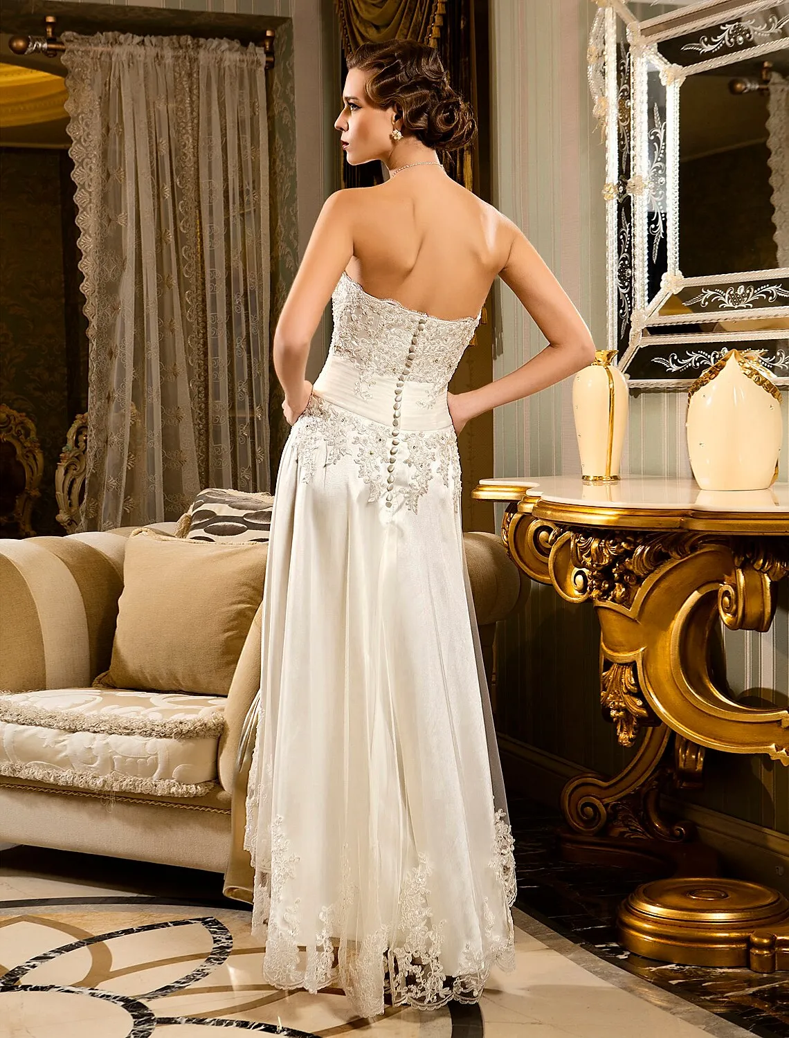 Reception Little White Dresses Wedding Dresses A-Line Sweetheart Strapless Asymmetrical Lace Bridal Gowns With Appliques Button Summer Wedding Party