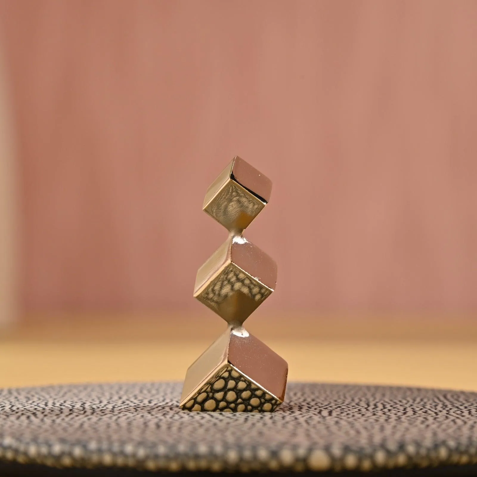 ROUND EXCLUSIVE DECORATIVE BOX
