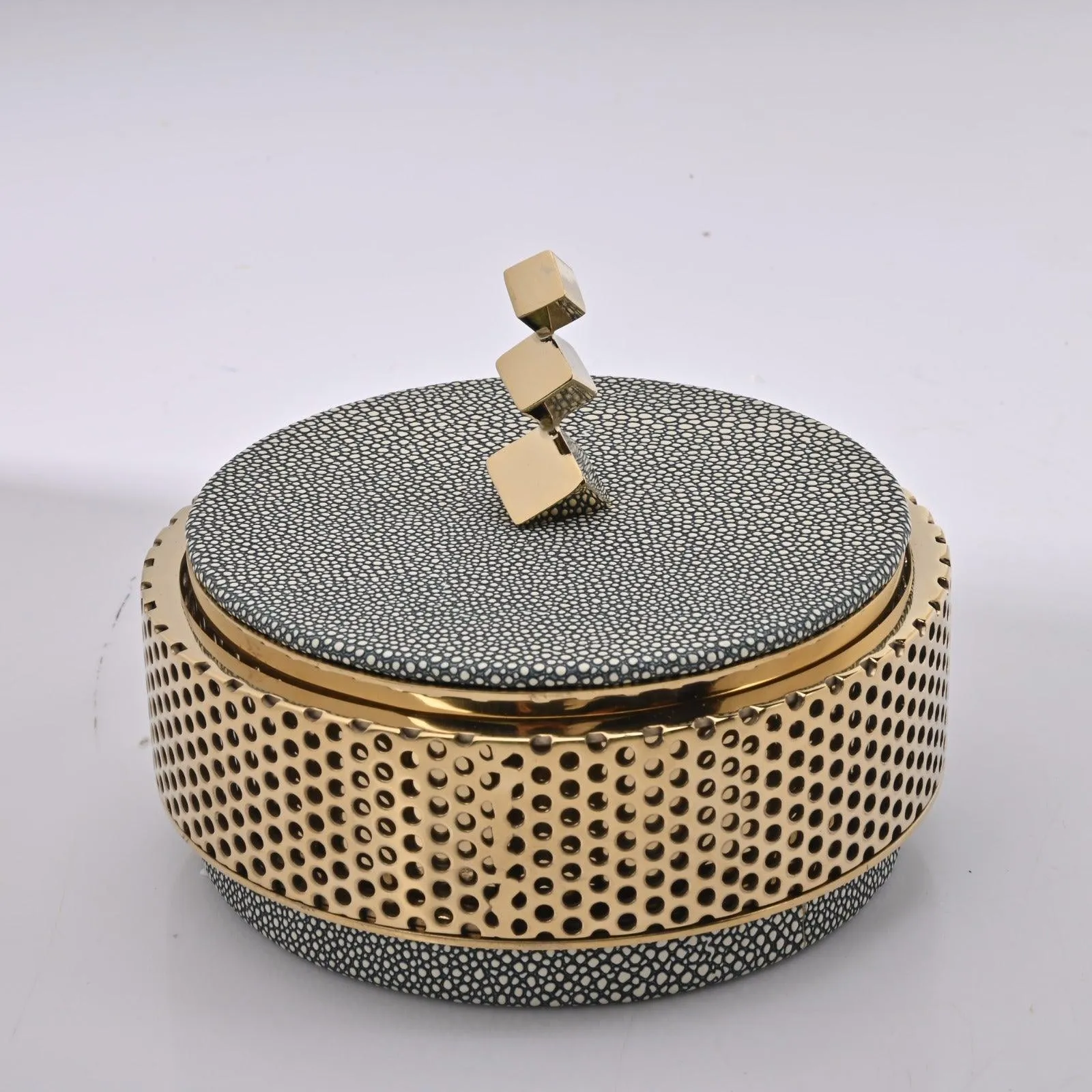 ROUND EXCLUSIVE DECORATIVE BOX