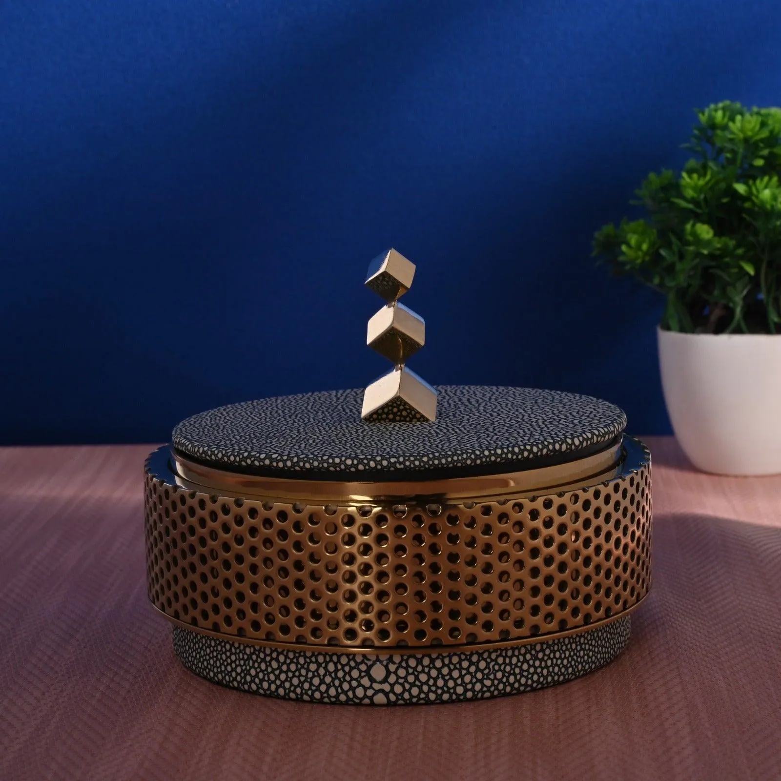 ROUND EXCLUSIVE DECORATIVE BOX